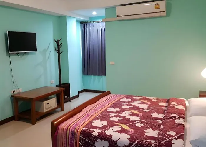 Sunflower Place 3*