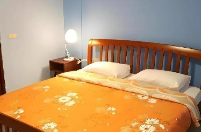 Sunflower Place 방콕