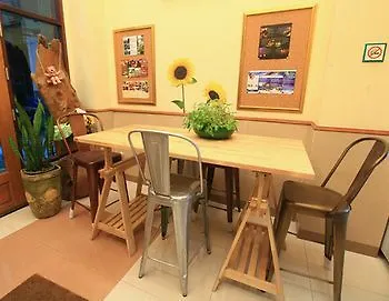 Sunflower Place 방콕